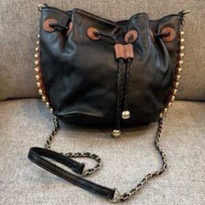 Black Faux Leather Studded Drawstring Bucket Bag Gold Chain Strap‎